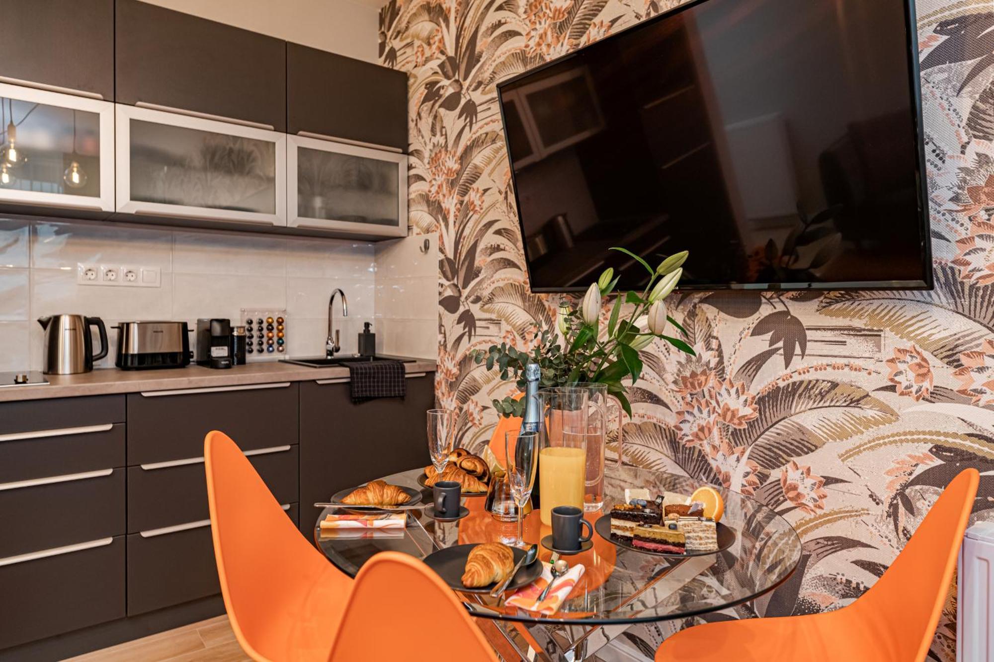 Luxury Tropical Apartment At บูดาเปสต์ ภายนอก รูปภาพ